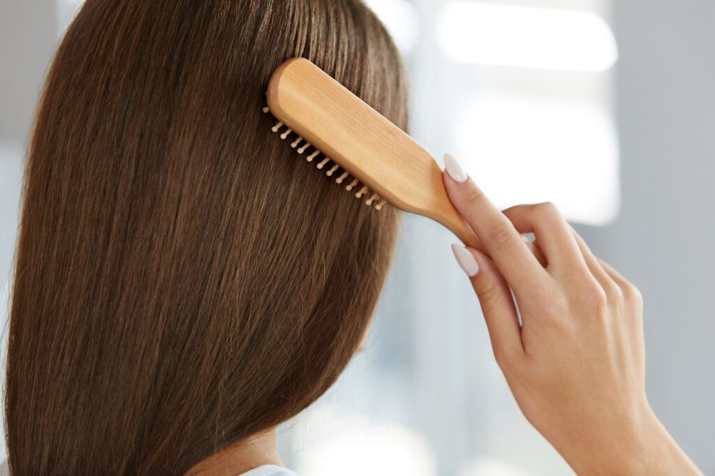 Right Hair Brushing Technique - Immer Organic